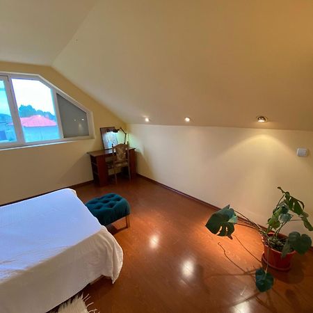 Cosy Bedroom For 2 With Balcony In A Family Villa Turnu Magurele Bagian luar foto