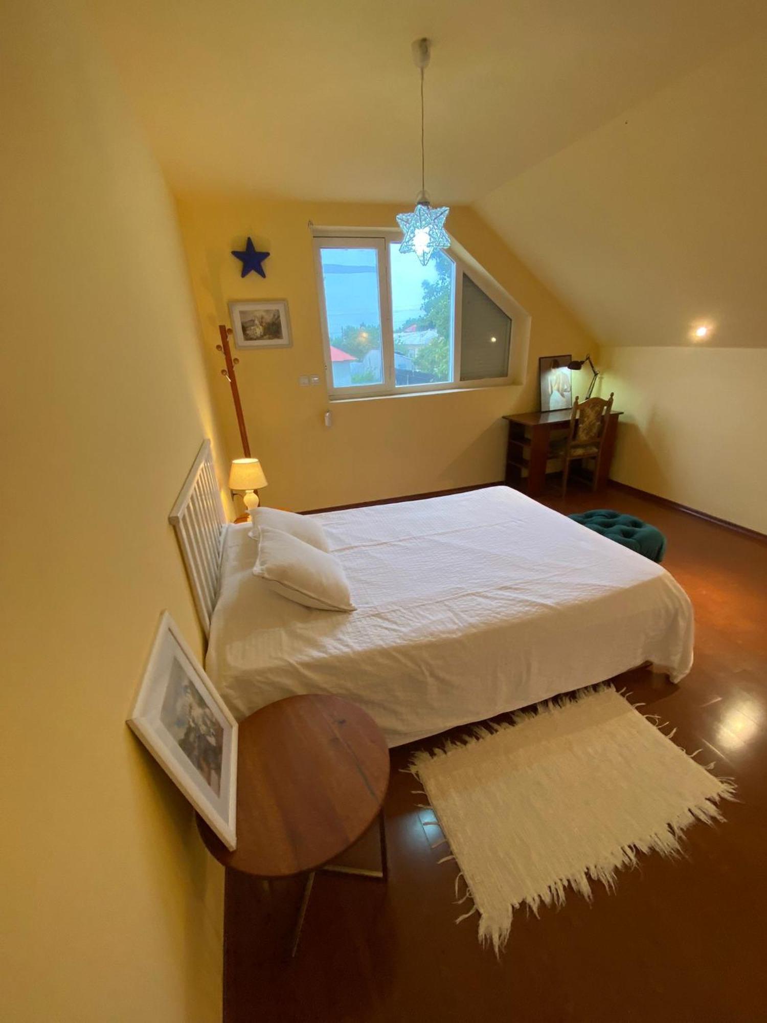 Cosy Bedroom For 2 With Balcony In A Family Villa Turnu Magurele Bagian luar foto