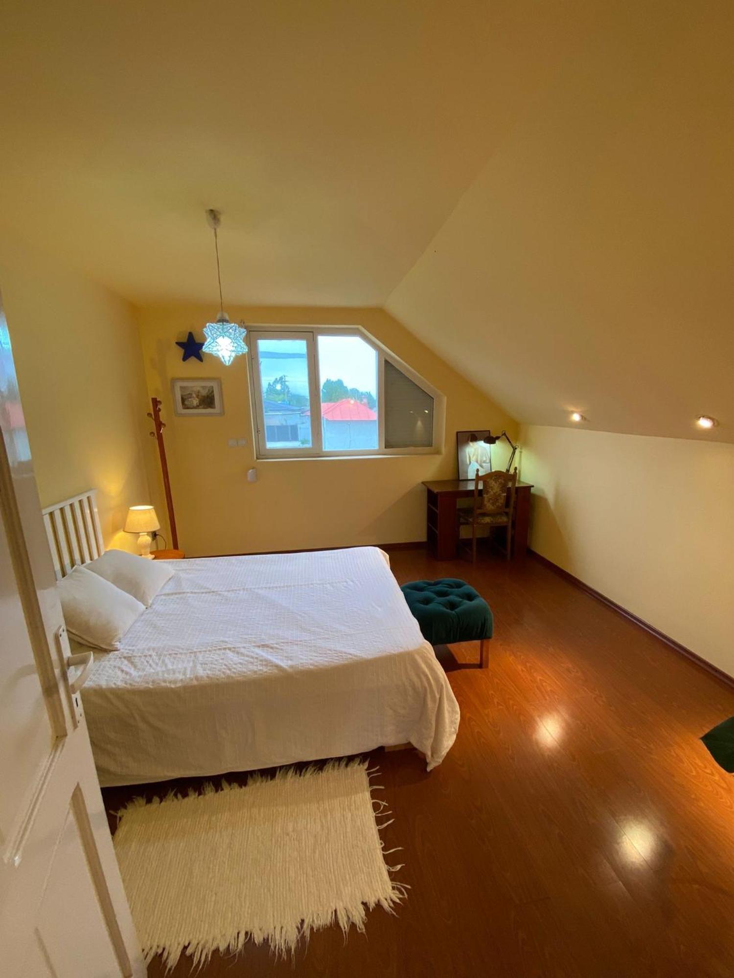 Cosy Bedroom For 2 With Balcony In A Family Villa Turnu Magurele Bagian luar foto